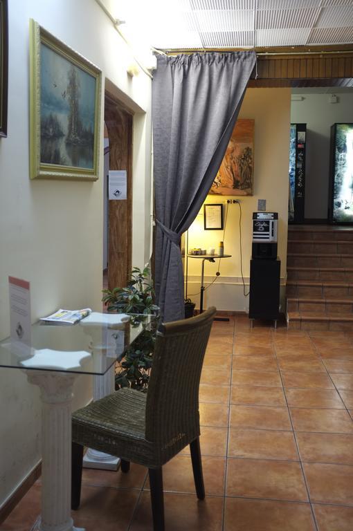 Hostal Europa Barcelona Exteriér fotografie